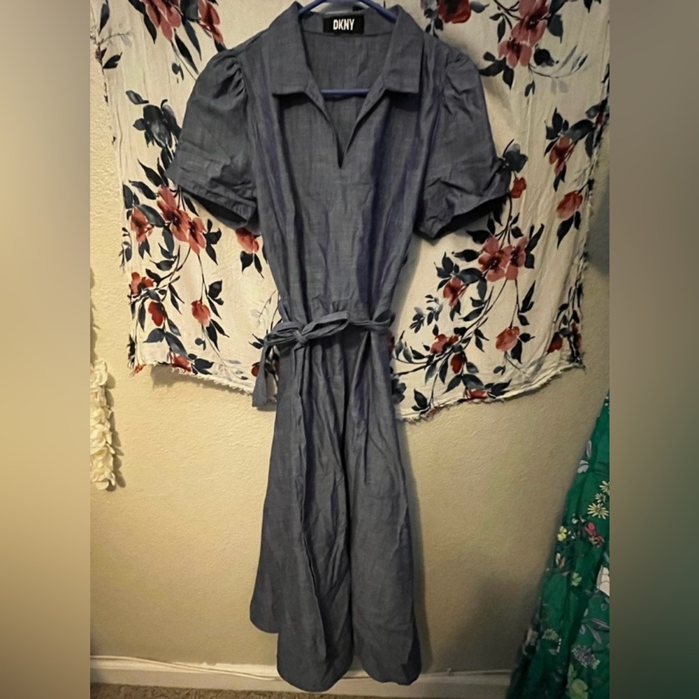 EUC DKNY MAXI DRESS.
